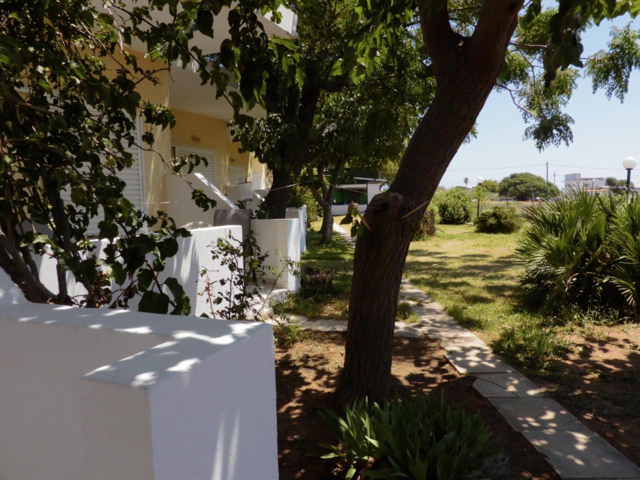 Ledakis Studios Frangocastelo Exterior photo